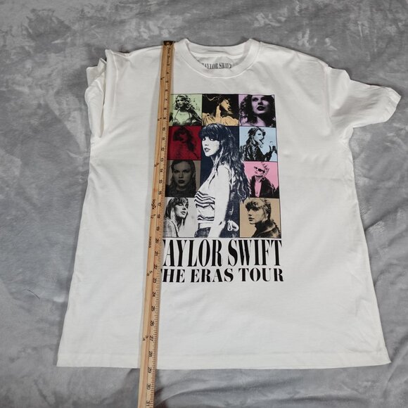 Taylor Swift The Eras Tour T Shirt Mens Large Double Sided White 2023 - Picture 8 of 8